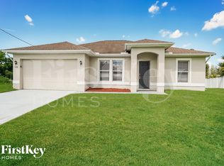 3506 NE 18th Pl, Cape Coral, FL 33909
