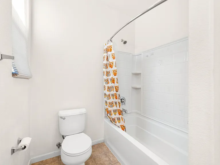 184 Barnhill Dr — Photo 18