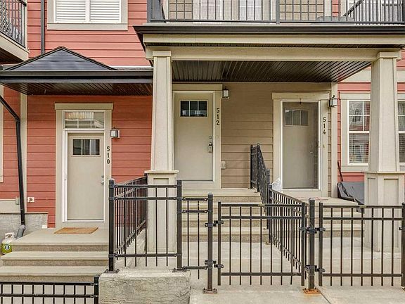 2nd image of 512 SW Cranford Dr SE