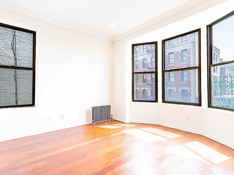 559 W 158th St #31 — Photo 3