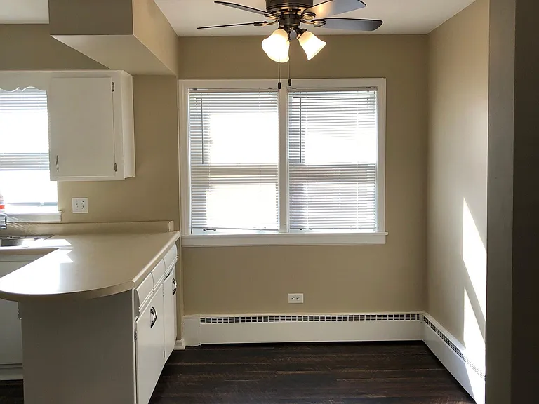 7118 W Windsor Ave #2 — Photo 4