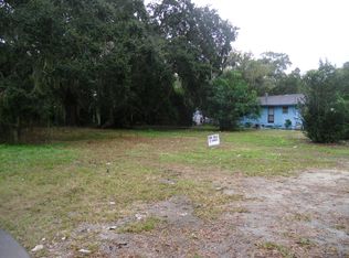 Cedar St, Daytona Beach, FL 32114
