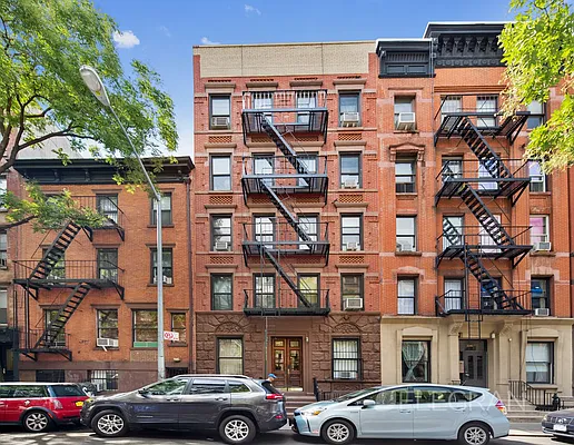 Rented by (Legacy) Elegran | media 16