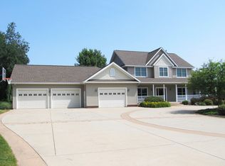 8734 Milo Rd, Delton, MI 49046