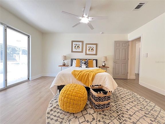 3rd image of 4840 Reginald Rd