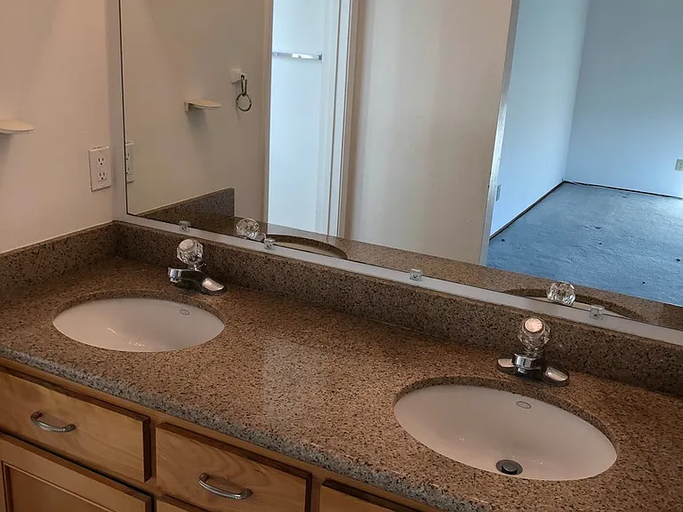 1100 Limeridge Dr — Photo 11