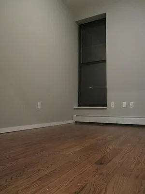 Rented by Uptown Flats LLC | media 21