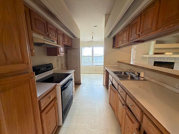 3rd image of 6683 Klondike Rd