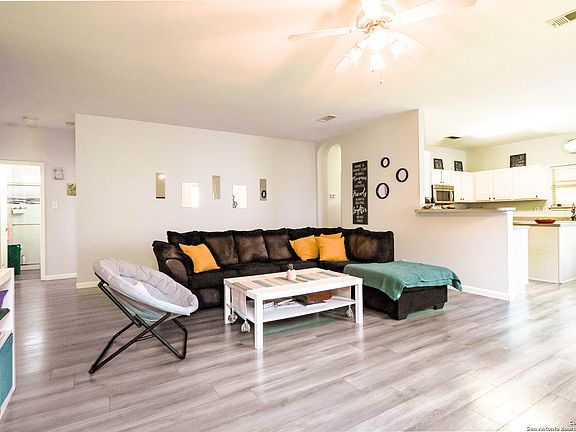 3rd image of 2915 ENCINO ROBLES