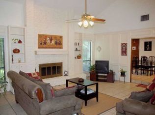 6111 Turtle Point Dr, Austin, TX 78746