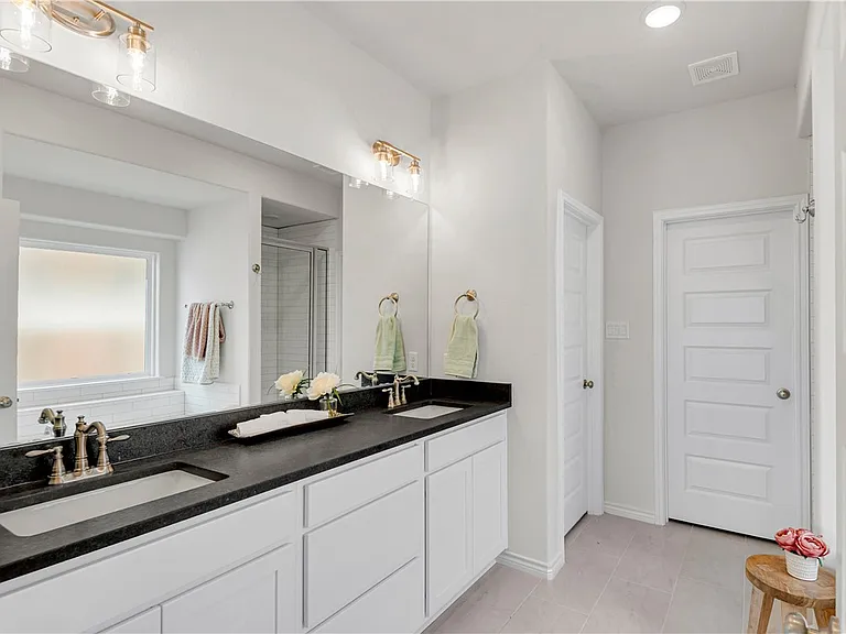 3572 Pointe Du Hoc Dr — Photo 11