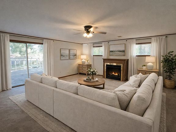 5th image of 7202 Renda St