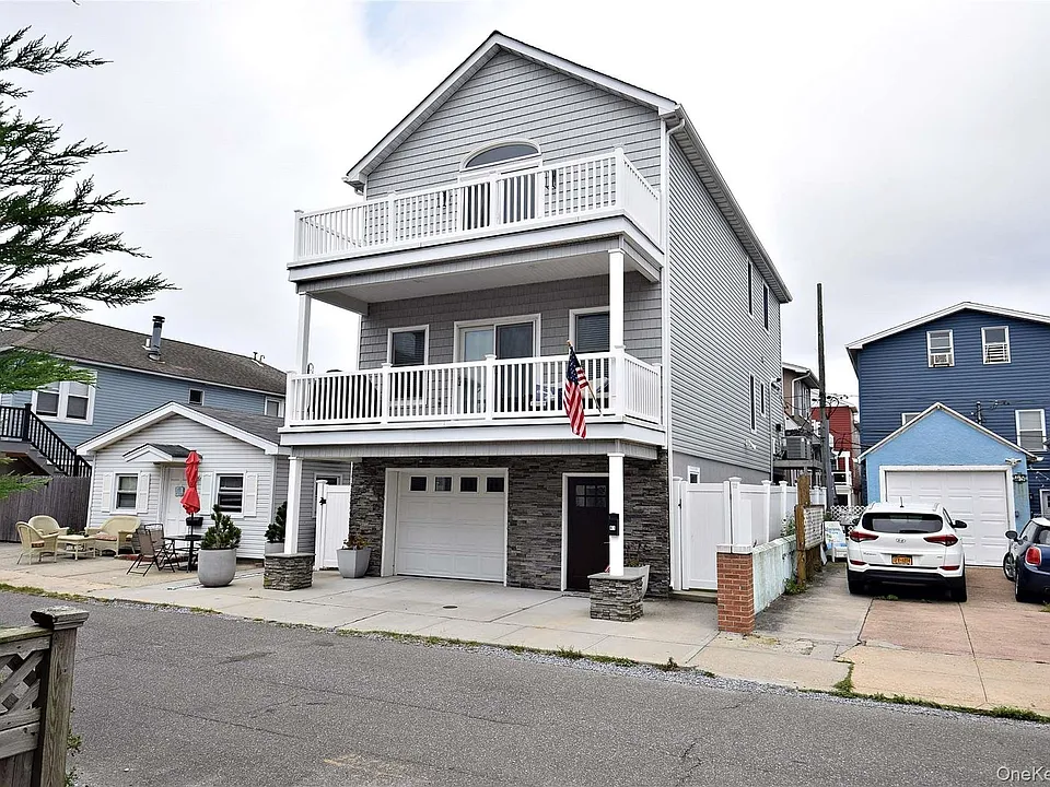 41 Nebraska St
