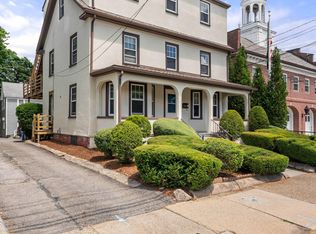 1013 Massachusetts Ave #2, Arlington, MA 02476