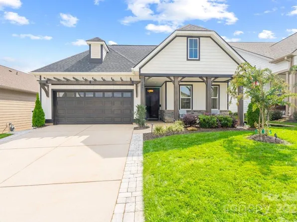 494 Bowline Dr, Denver, NC 28037