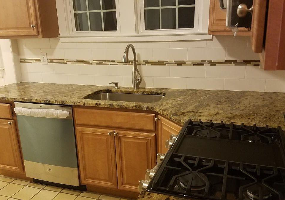 Newly Renovated Kitchen Granite Counter tops