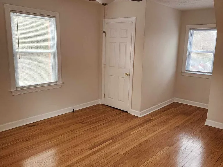 6222 Highland Dr — Photo 17