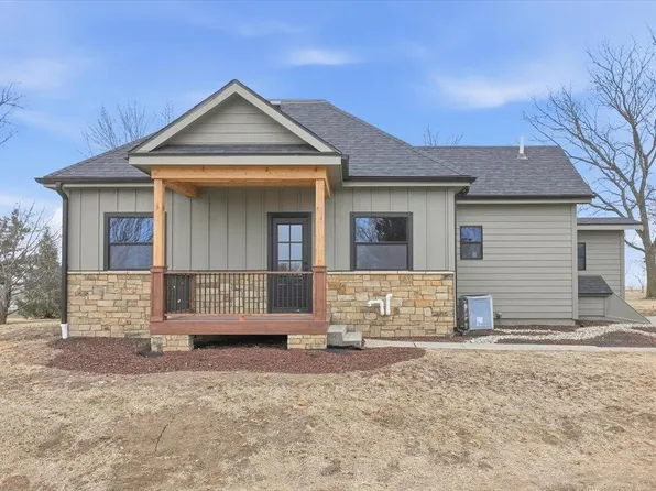 2876 105th St, Tabor, IA 51653