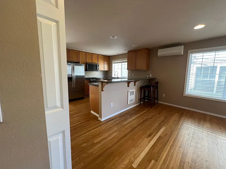 2645 B NW #57 — Photo 8