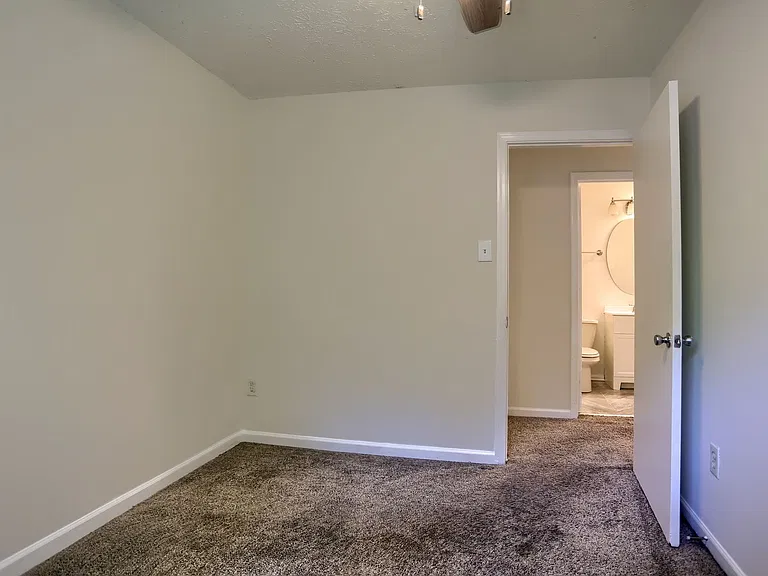 32 Gwynnswood Rd — Photo 15