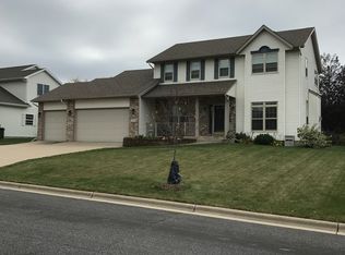 2339 McCoomsky Ln, Sun Prairie, WI 53590