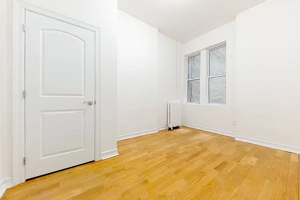 Rented by Keller Williams NYC | media 16
