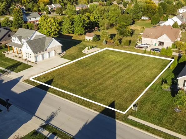 331 Fox Trail Dr, Pittsboro, IN 46167