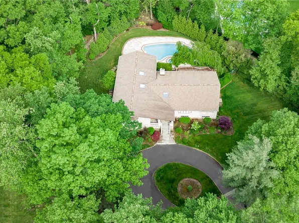 5 Sheilah Court, Suffern, NY 10901