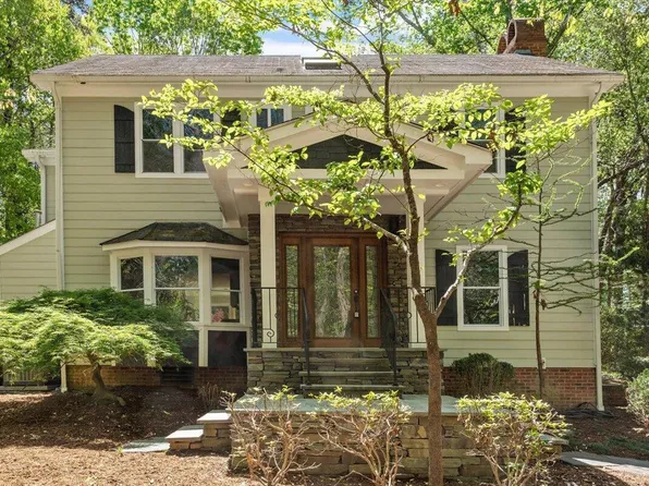 1621 Bayleaf Trl, Raleigh, NC 27614