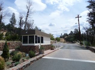 17646 Greenridge Rd, Hidden Valley Lake, CA 95467