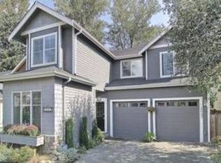 8049 NE 179th Pl, Kenmore, WA 98028