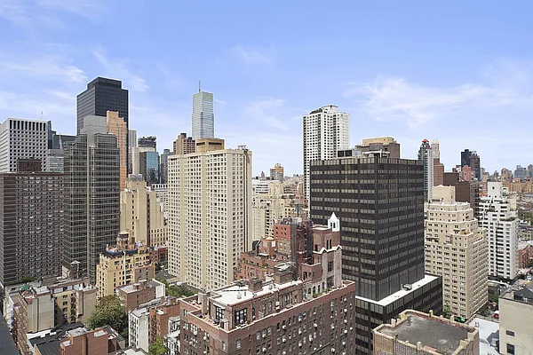 Rented by Nest Seekers International | media 31