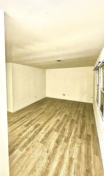 1 bed, 720 sqft, $900 — Photo 4