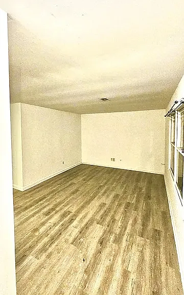 414 Ruddle Ave — Photo 4