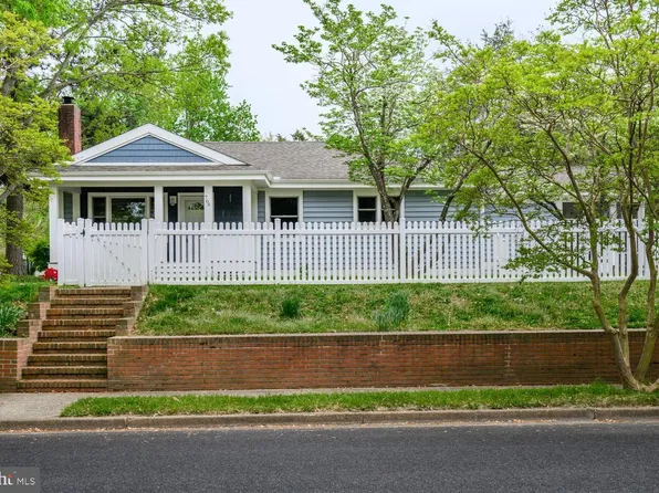 706 High St, Easton, MD 21601