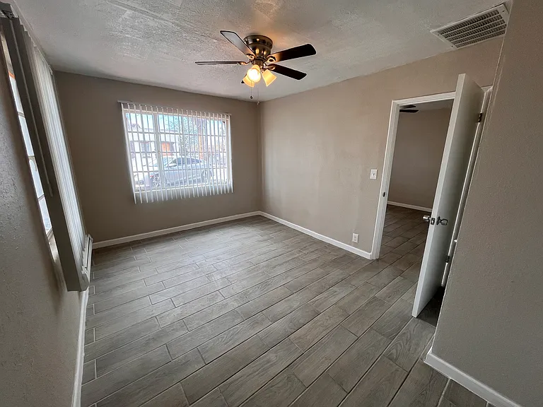 220 E Fort Lowell Rd #11 — Photo 9