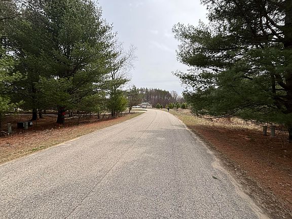 4th image of 6212 Kilkenny Dr #16