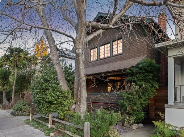 3860 Howe St, Oakland, CA 94611