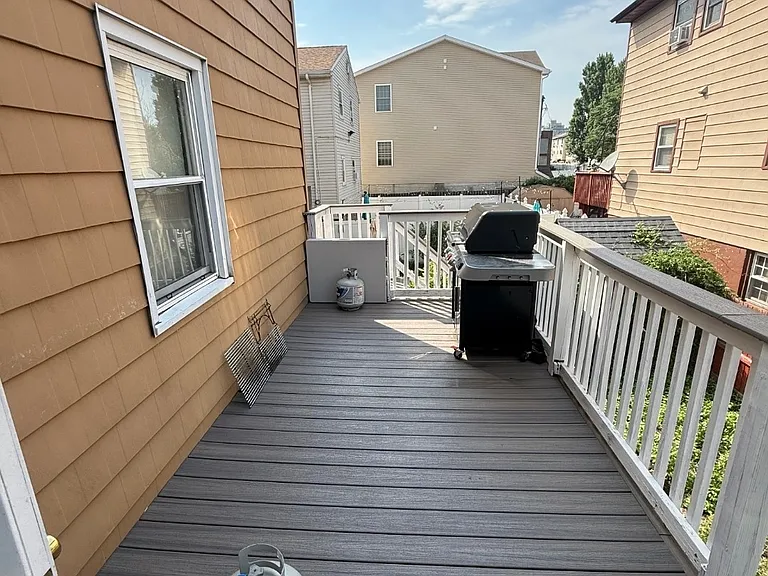 139 Linnett St #2 — Photo 10
