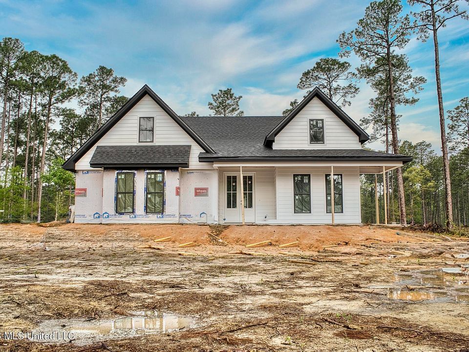 2nd image of 499 Cowart Holiday Rd