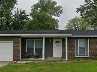 1407 Cinnamon Hills Dr, Saint Charles, MO