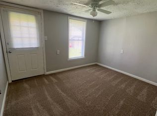 2202 Granger Rd UNIT B, Fairdale, KY 40118