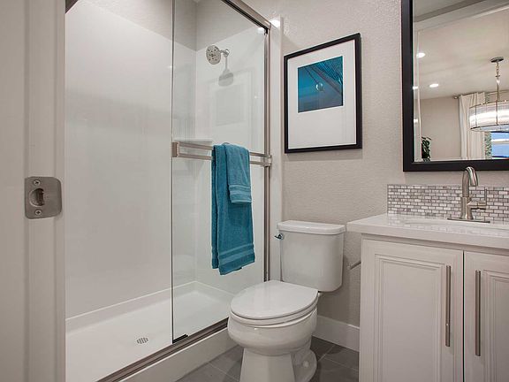 Residence 1 - Bathroom 3