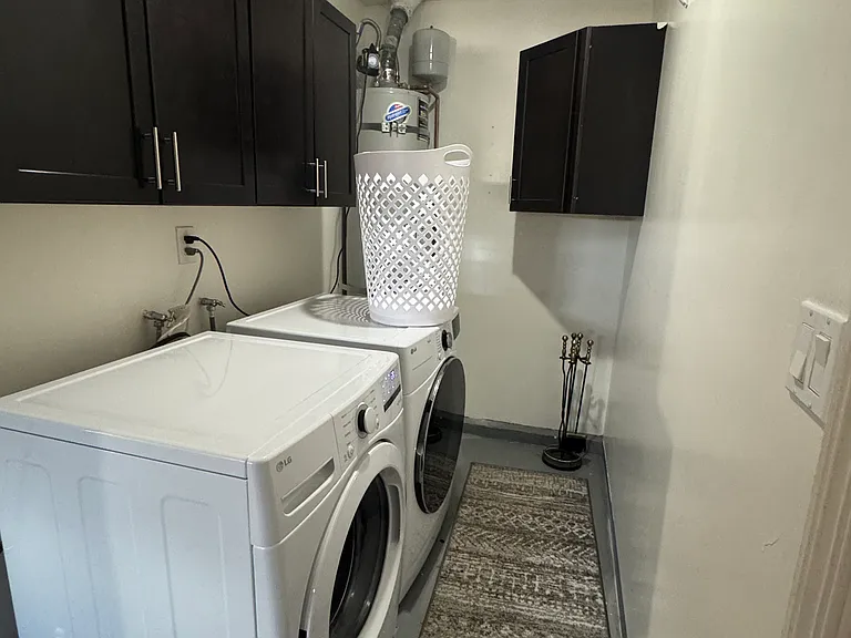 1233 Titan Ct — Photo 11