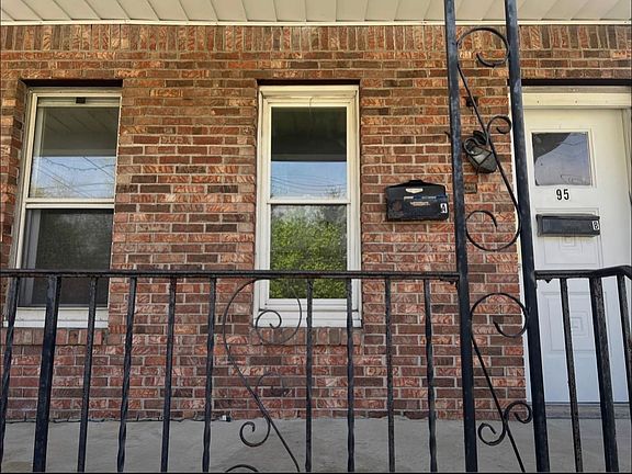 2nd image of 95 Milltown Rd #A