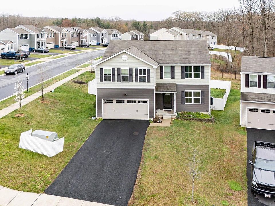 1st image of 14 Blue Spruce Way