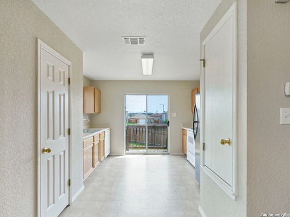 3rd image of 9114 Dublin Hts