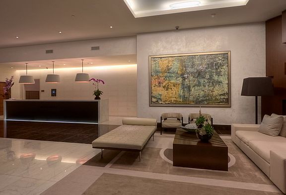 2nd image of 200 Biscayne Blvd Unit 4211