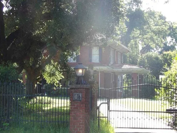 1012 S Green St, Longview, TX 75602