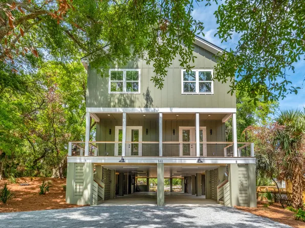 582 Pelican Ct #B, Edisto Island, SC 29438